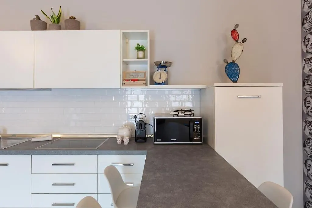 My Charming Apartments Ai Navigli-Vigevano Suite Milan Italy