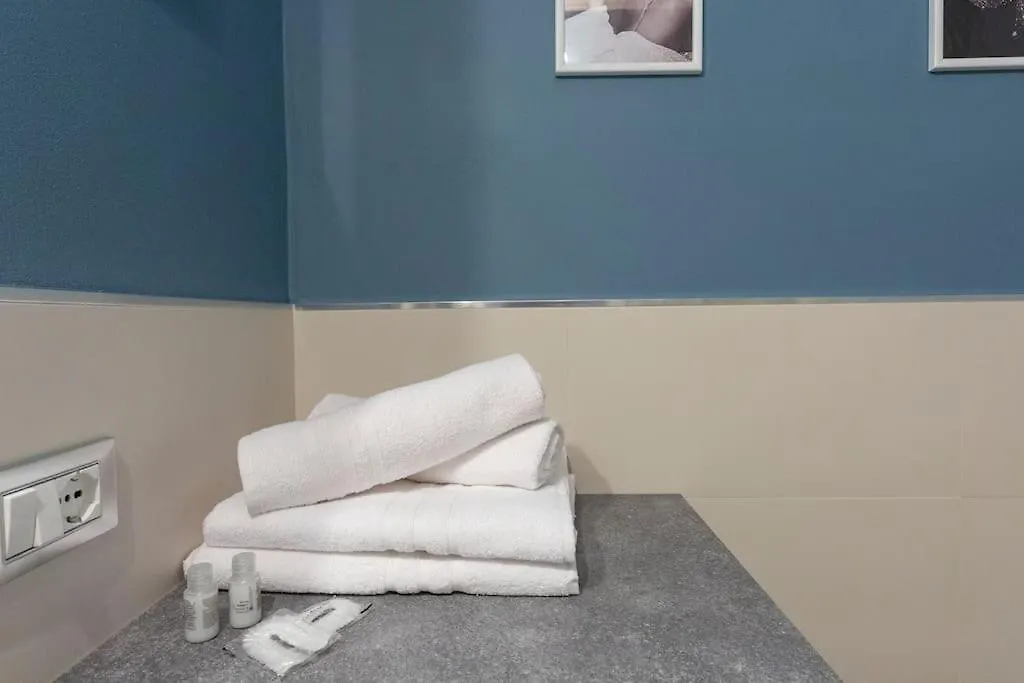 My Charming Apartments Ai Navigli-Vigevano Suite Milan 0*,  Italy